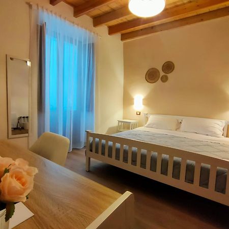 Donna Raffaela Bed and Breakfast Tertenìa Buitenkant foto