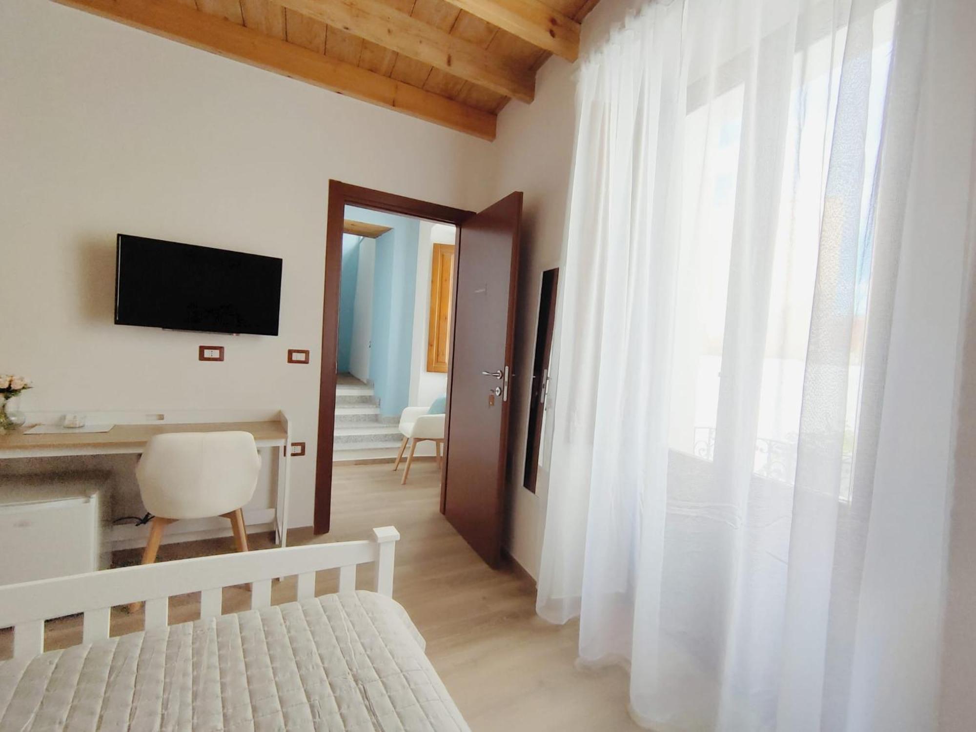 Donna Raffaela Bed and Breakfast Tertenìa Buitenkant foto